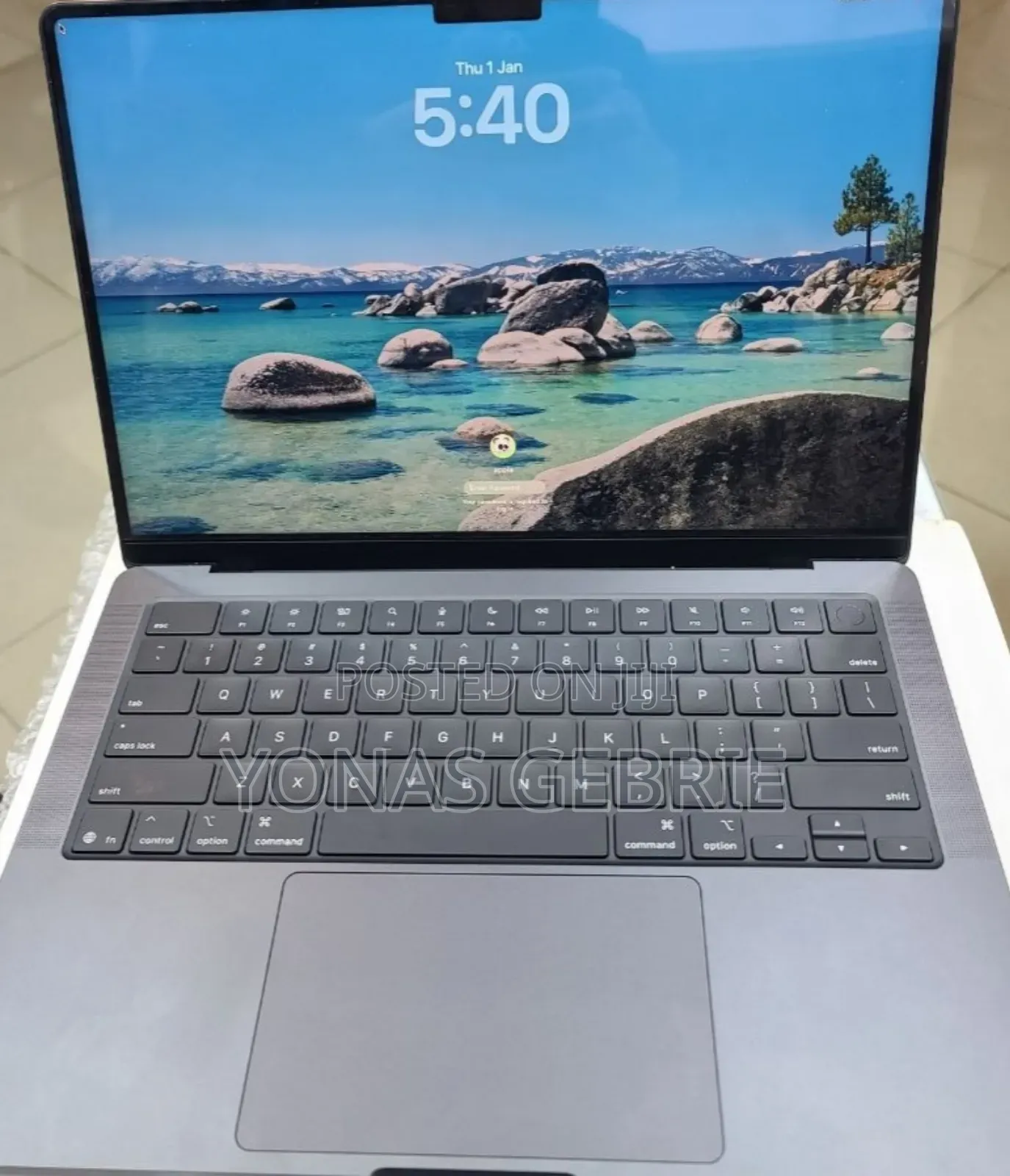 New Laptop Apple MacBook Pro 2025 M5 14-inch 16GB Apple M5 SSD 512GB
