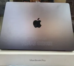 New Laptop Apple MacBook Pro 2025 M5 14-inch 16GB Apple M5 SSD 512GB