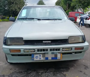 Toyota Corolla 1986 Green