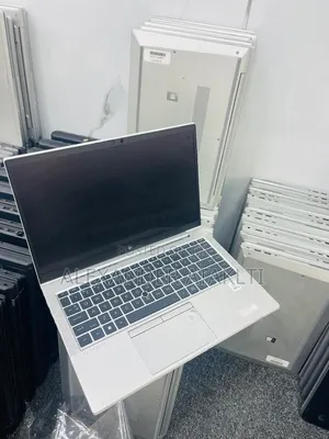 New Laptop HP EliteBook 840 8GB Intel Core i5 SSD 512GB