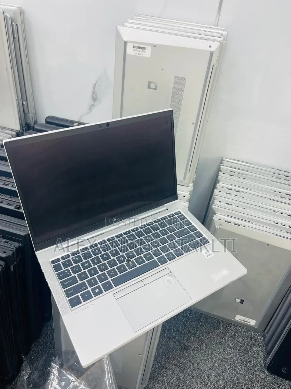 New Laptop HP EliteBook 840 8GB Intel Core i5 SSD 512GB