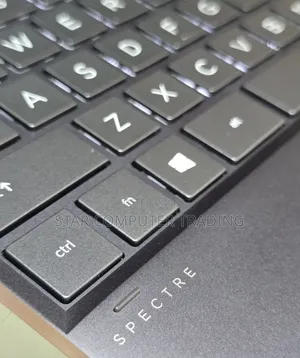 New Laptop HP Spectra 13 16GB Intel Core i7 SSD 1T