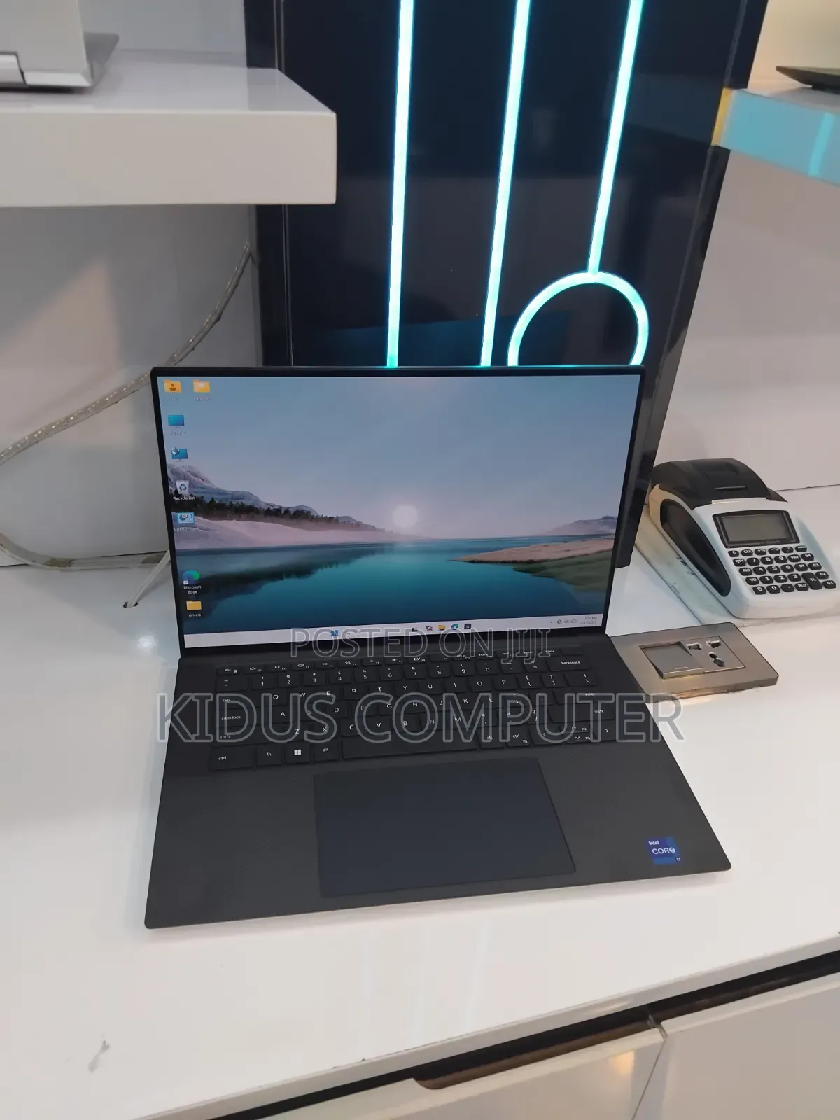 New Laptop Dell XPS 15 16GB Intel Core i7 SSD 512GB