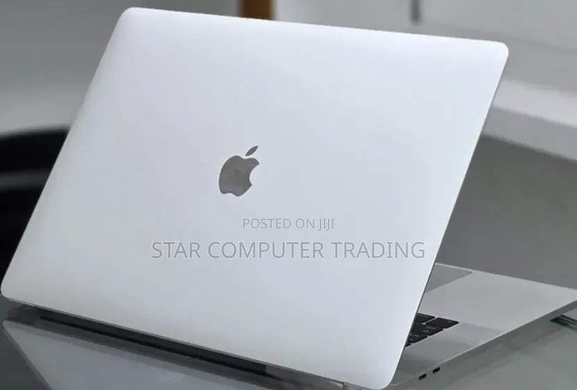 New Laptop Apple MacBook Pro 2016 16GB Intel Core i7 SSD 256GB