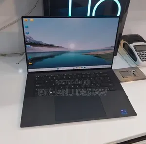 New Laptop Dell XPS 15 16GB Intel Core i7 SSD 512GB