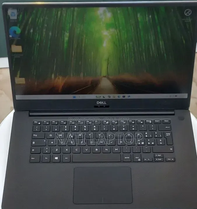 New Laptop Dell Precision 5540 16GB Intel Core i9 SSD 512GB