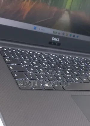 New Laptop Dell Precision 5540 16GB Intel Core i9 SSD 512GB