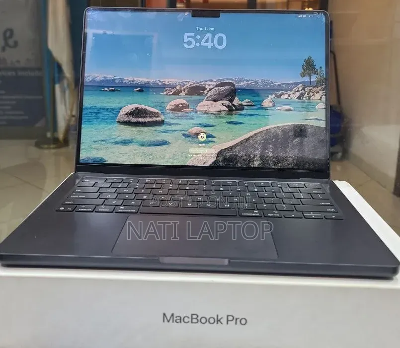 New Apple MacBook Pro 2025 M5 14-inch 16GB Apple M5 Pro SSD 512GB