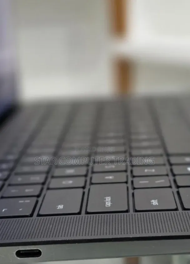 New Laptop Dell Precision 5560 16GB Intel Core i7 SSD 512GB