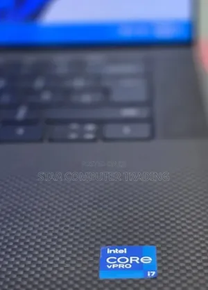 New Laptop Dell Precision 5560 16GB Intel Core i7 SSD 512GB