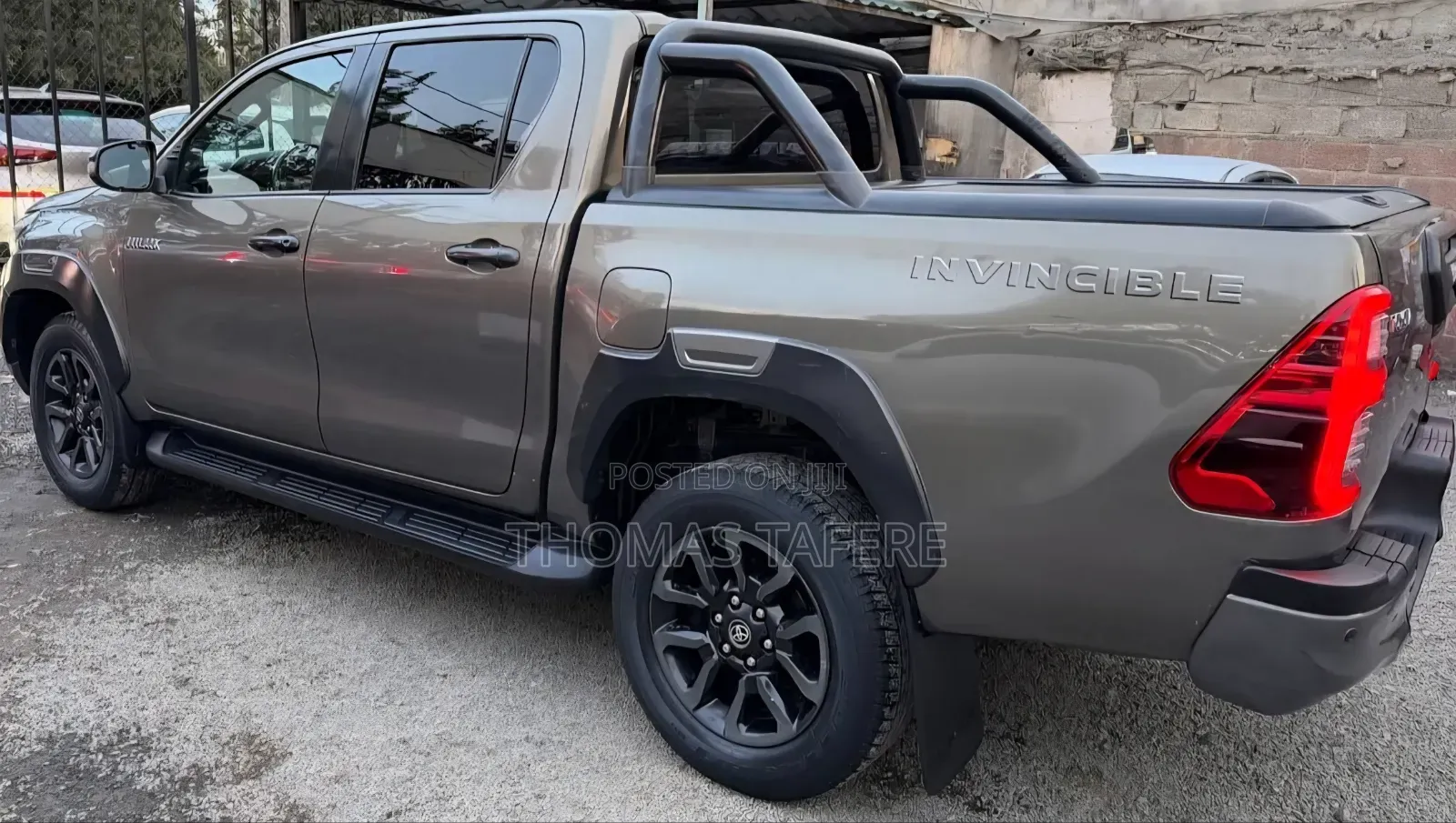 Toyota Hilux 2022 Green