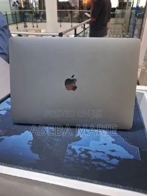 New Laptop Apple MacBook Pro 2019 8GB Intel Core i5 SSD 256GB