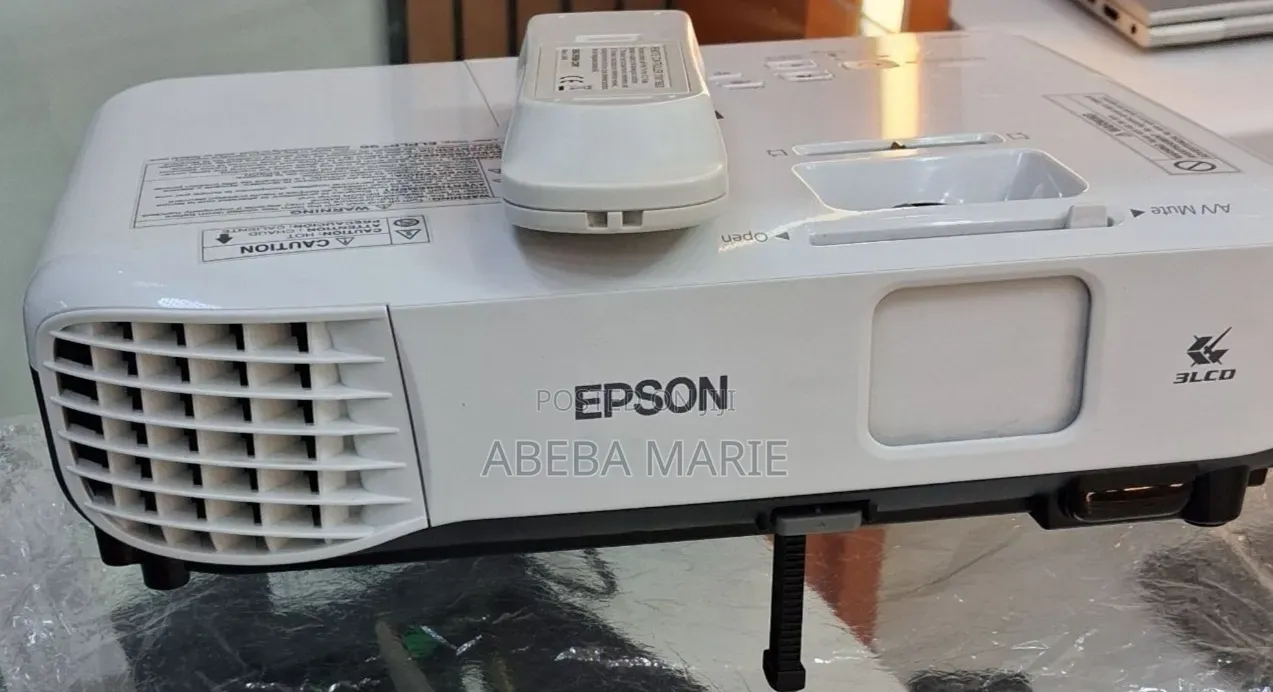 The Epson Vs350 Is a Portable