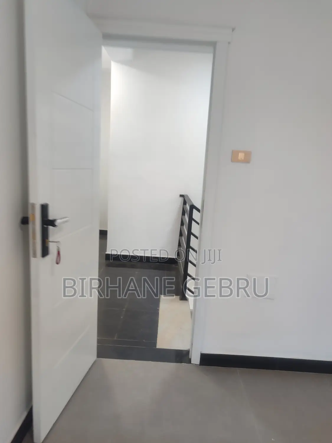 6bdrm House in G+2 House, Bole for rent