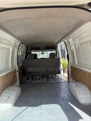 Toyota Grand HiAce 2020 White