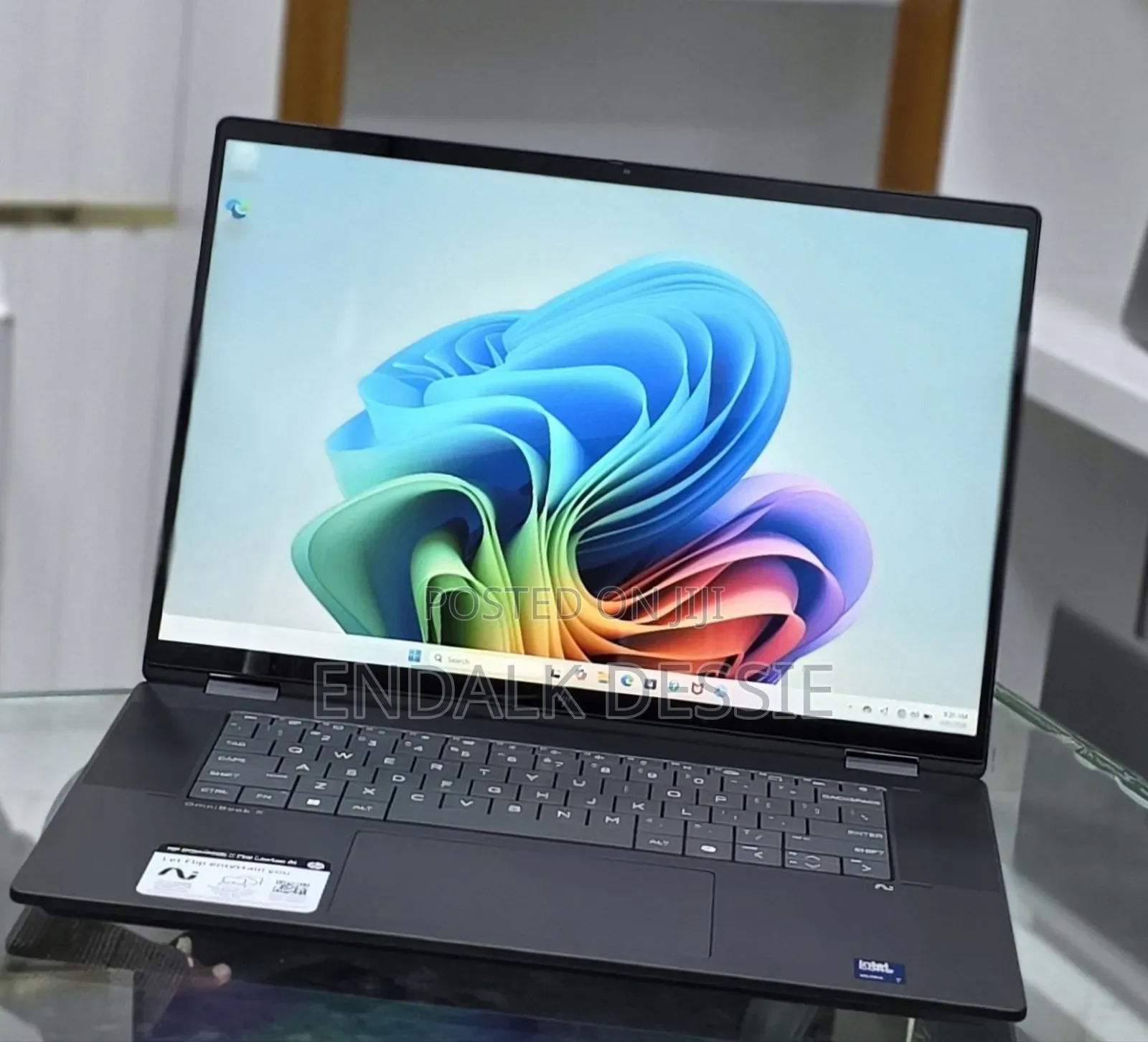 New Laptop HP OmniBook X Flip 16" 16GB Intel Core Ultra 7 SSD 1T