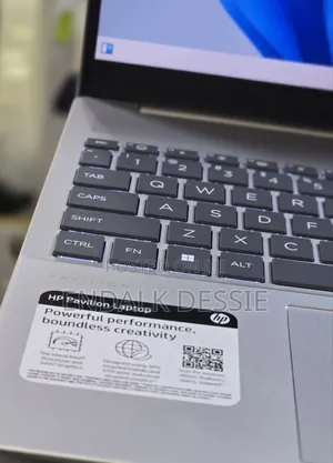 New Laptop HP 8GB Intel Core Ultra 5 SSD 512GB