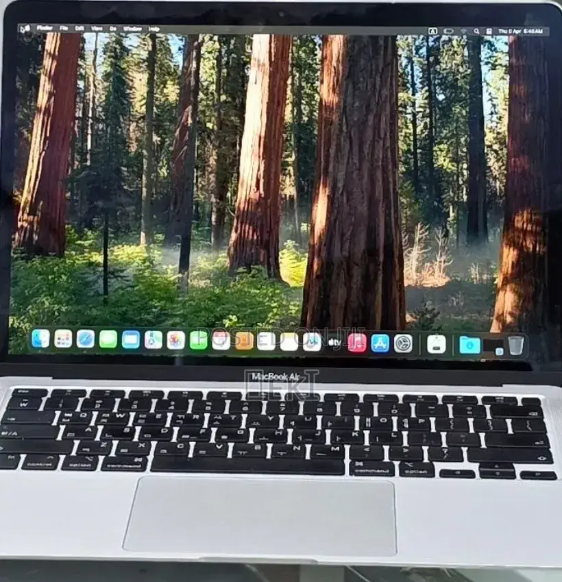 New Laptop Apple MacBook Air 2020 M1 8GB Apple M1 SSD 512GB