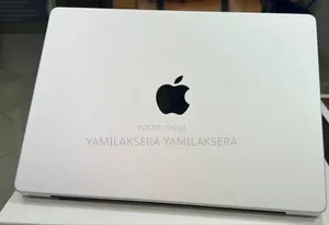 New Laptop Apple MacBook Air 2024 M3 13-inch 16GB Apple M3 SSD 512GB