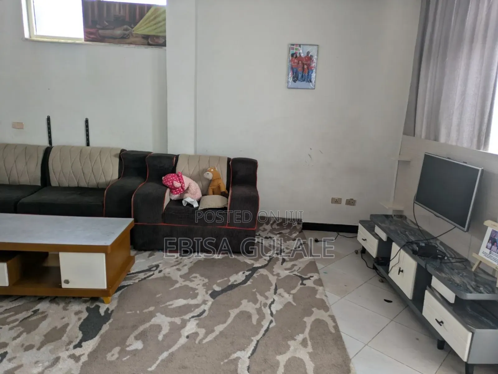 Furnished 7bdrm Farm House in Yeka for sale