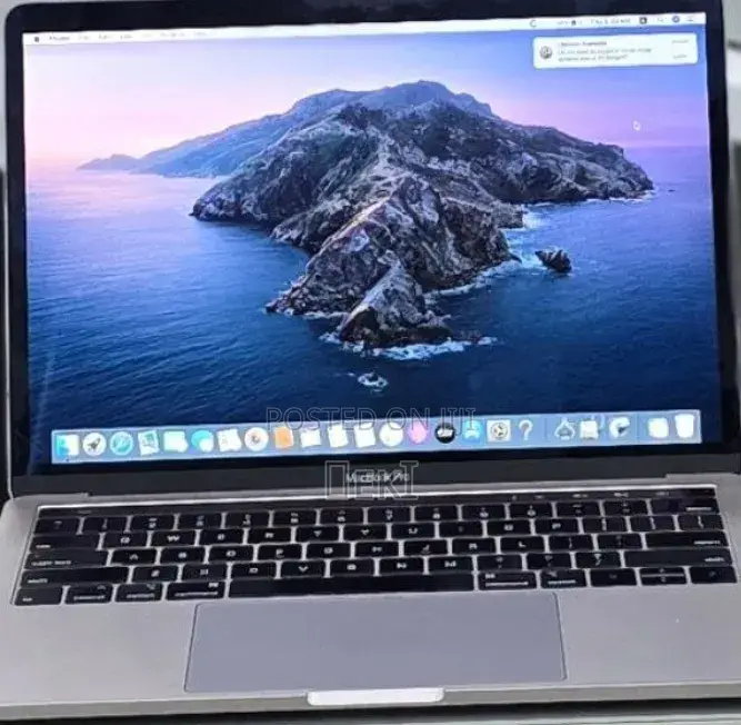 New Laptop Apple MacBook Pro 2019 16GB Intel Core i5 SSD 256GB
