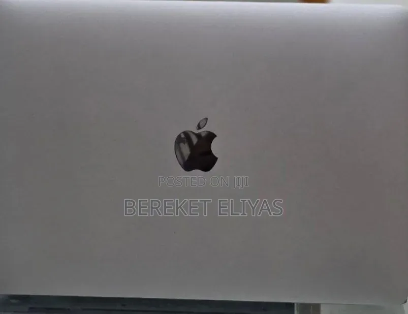 New Laptop Apple MacBook Air 2020 M1 16GB Apple M1 SSD 256GB