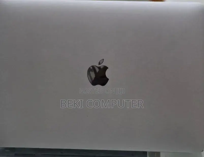 New Laptop Apple MacBook Air 2020 M1 16GB Apple M1 SSD 256GB