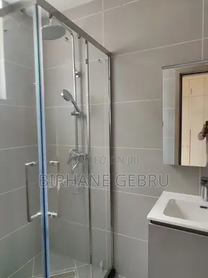 4bdrm Apartment in Luxury Apartiment, Bole for rent