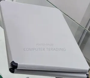New Laptop Apple MacBook Air 16GB Apple M4 SSD 256GB