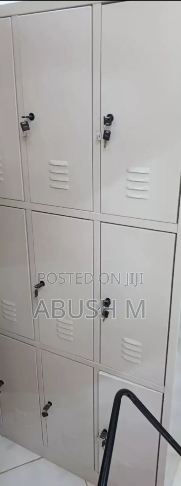 Locker(9 Doors