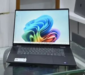 New Laptop HP OmniBook Ultra Flip 16" 16GB Intel Core Ultra 7 SSD 1T