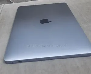 New Laptop Apple MacBook Pro 2017 16GB Intel Core i5 SSD 512GB