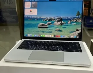 New Laptop Apple MacBook Air 2024 M3 15-inch 24GB Apple M3 SSD 512GB