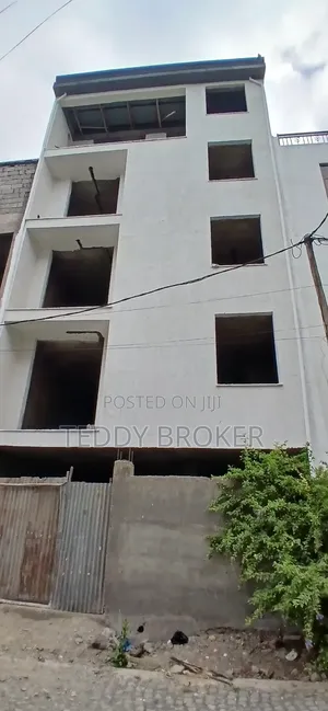 8bdrm House in Haile Garment, Nifas Silk-Lafto for sale