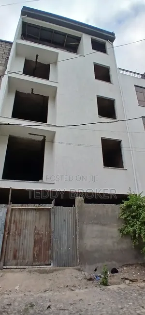 8bdrm House in Haile Garment, Nifas Silk-Lafto for sale