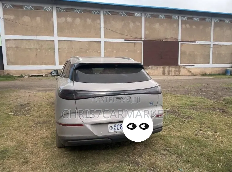 BYD Sealion 06 EV 2025 Gold