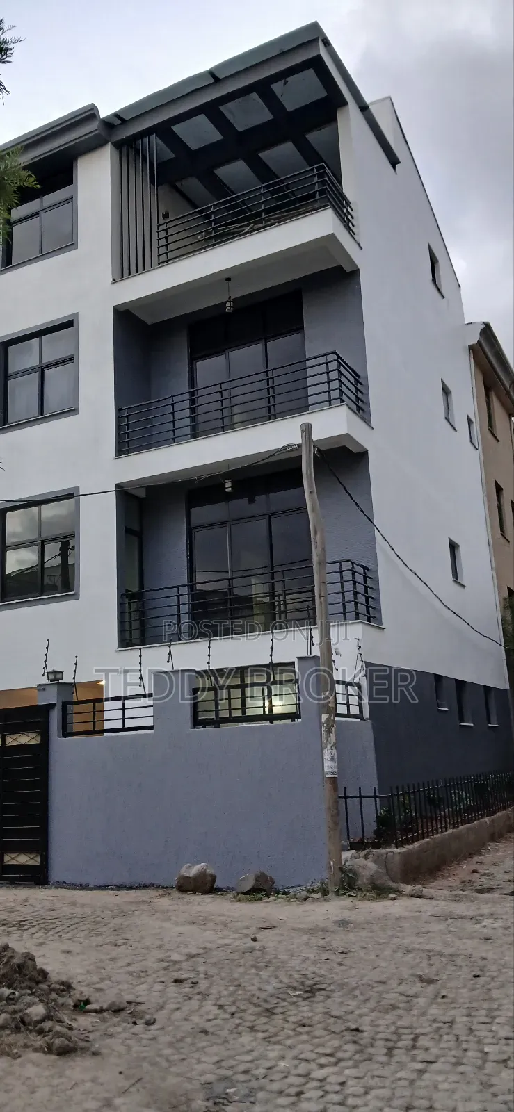 9bdrm House in Haile Garment, Nifas Silk-Lafto for sale
