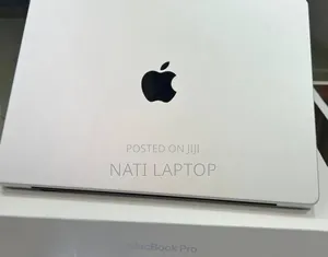 New Laptop Apple MacBook Air 2024 M3 15-inch 24GB Apple M3 SSD 512GB