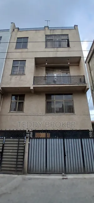 7bdrm House in Hsile Garment, Nifas Silk-Lafto for sale