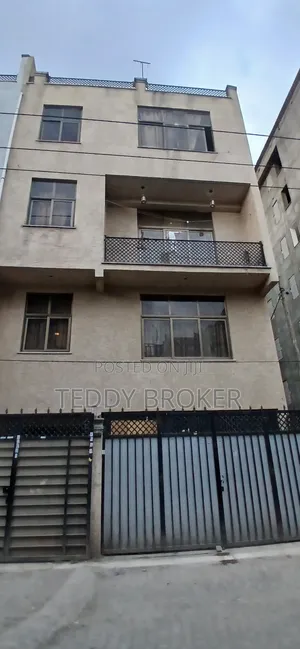 7bdrm House in Hsile Garment, Nifas Silk-Lafto for sale