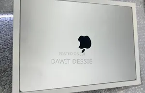 New Laptop Apple MacBook Air 2024 M3 15-inch 24GB Apple M3 SSD 512GB