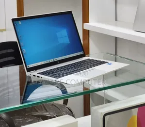 New Laptop HP EliteBook 840 G8 16GB Intel Core i5 SSD 512GB