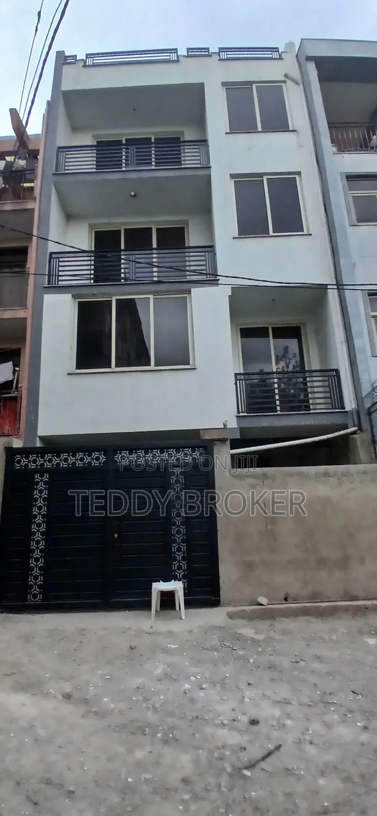 8bdrm House in Haile Garment, Nifas Silk-Lafto for sale