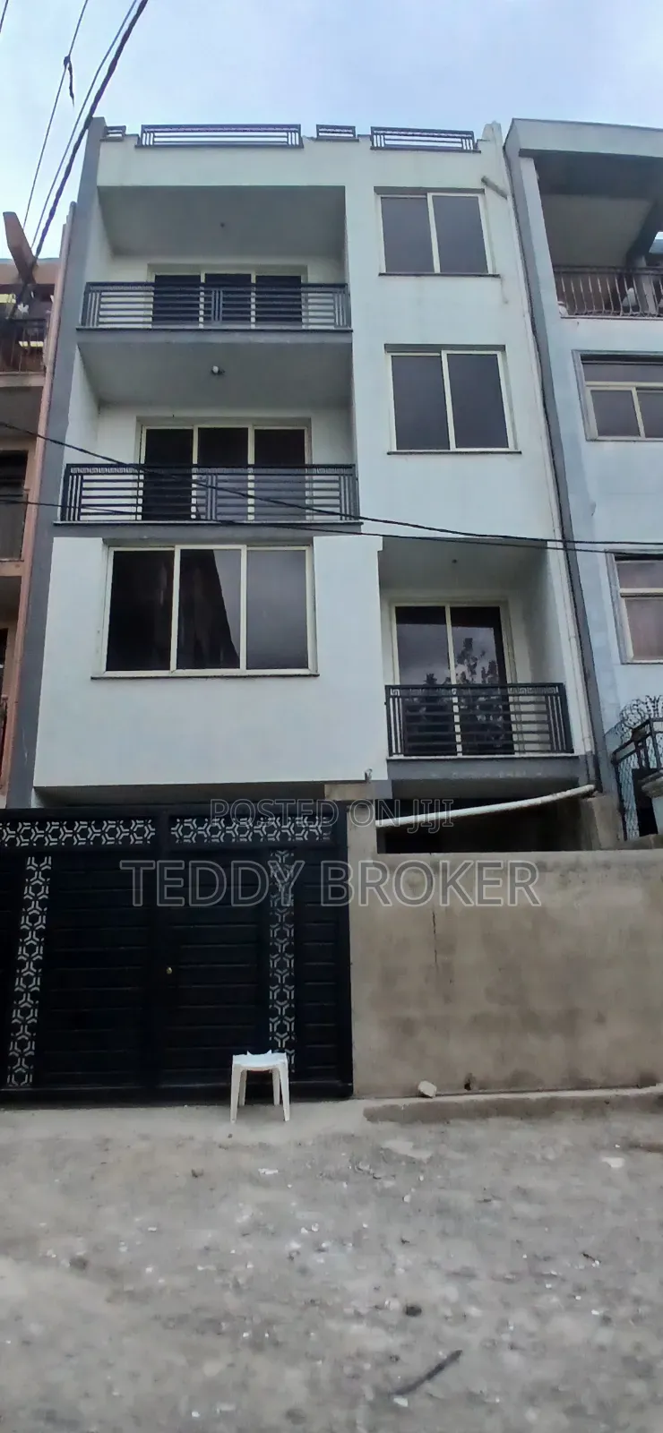 8bdrm House in Haile Garment, Nifas Silk-Lafto for sale