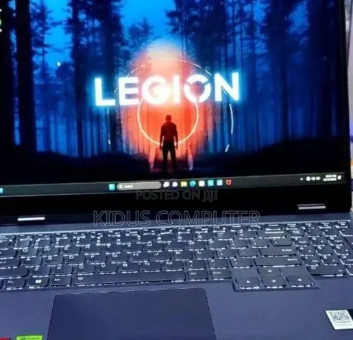 New Laptop Lenovo Legion 5 16GB AMD Ryzen 7 SSD 1T