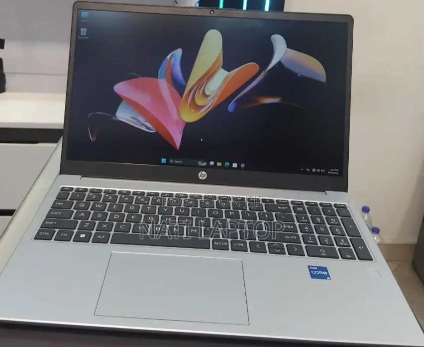 New Laptop HP Stream Notebook 16GB Intel Core i5 SSD 512GB