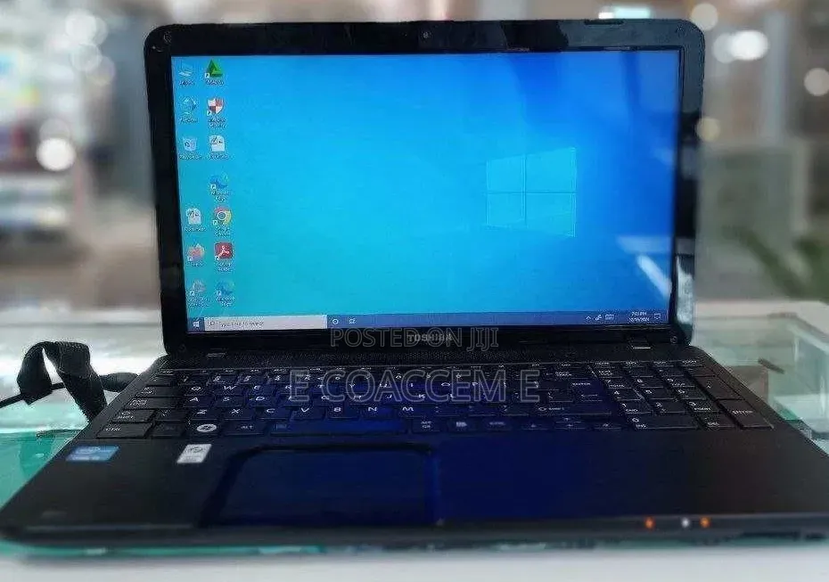 Laptop Toshiba A40 4GB Intel Core i3 HDD 500GB