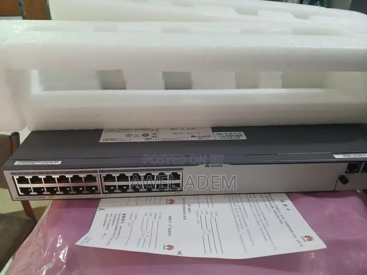 Huawei Quidway S5700-28c-PWR-Ei, a Layer 3 Gigabit Ethernet Switch
