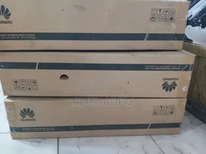 Huawei Quidway S5700-28c-PWR-Ei, a Layer 3 Gigabit Ethernet Switch