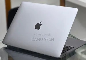 New Laptop Apple MacBook Air 2020 M1 16GB Apple M1 SSD 256GB